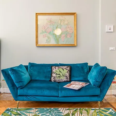 Design Boutique Flat - Refined & Apartment