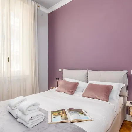 Design Boutique Flat - Refined & Апартаменты