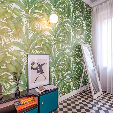 Design Boutique Flat - Refined & Apartman *
